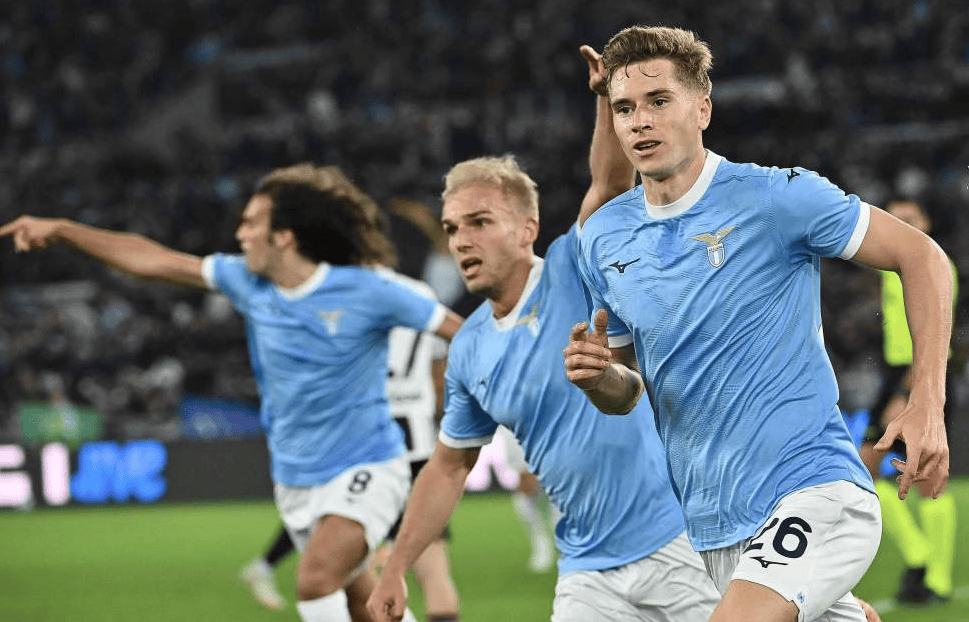 意甲 拉齐奥VS科莫